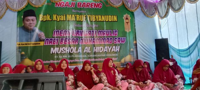 PERINGATAN MAULID NABI BESAR MUHAMMAD SAW DI RT 002 RW 005 SILADRANG